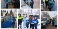Сотрудники Госавтоинспекции Спасского района поздравили горожан с наступающим Новым годом - Газета Новая жизнь