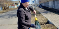 Сотрудники детского сада «Солнышко» навели чистоту после зимы - Газета Новая жизнь